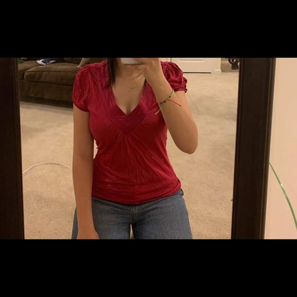 Super cute pink low cut short sleeve!